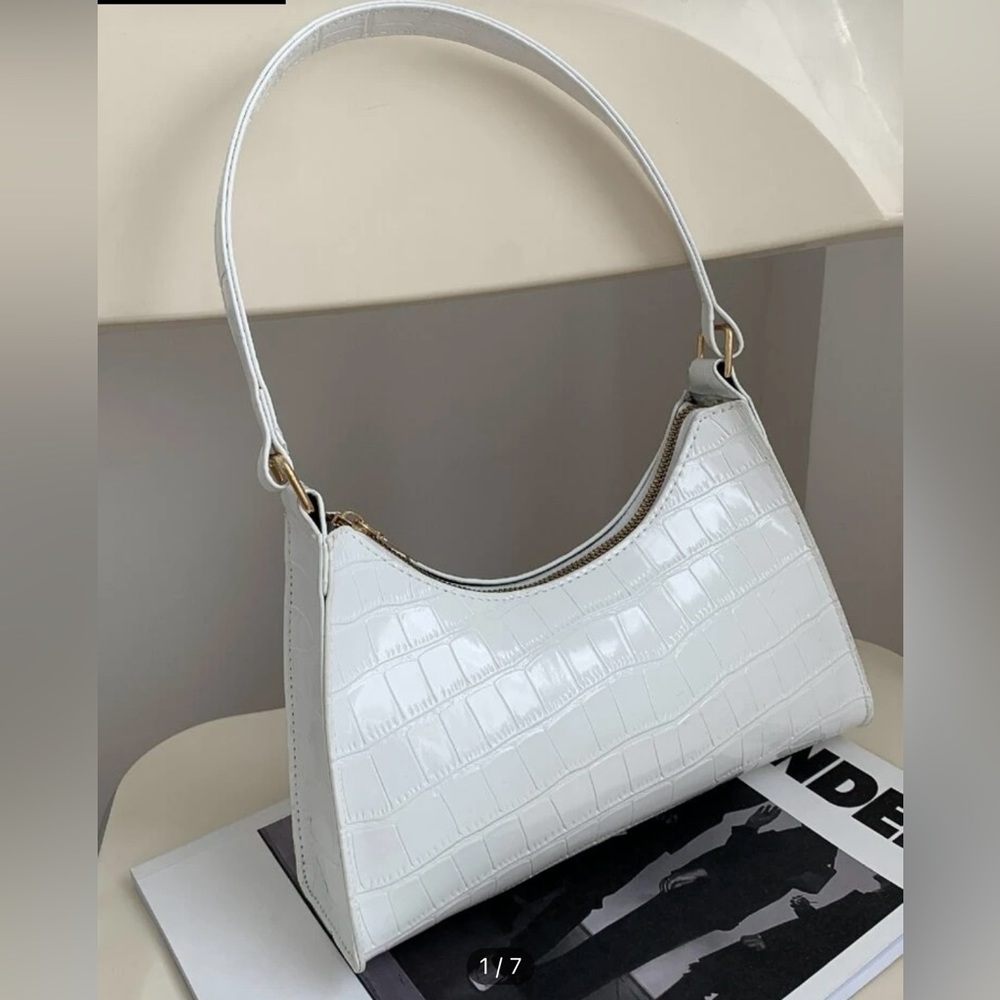 White Shoulder Bag